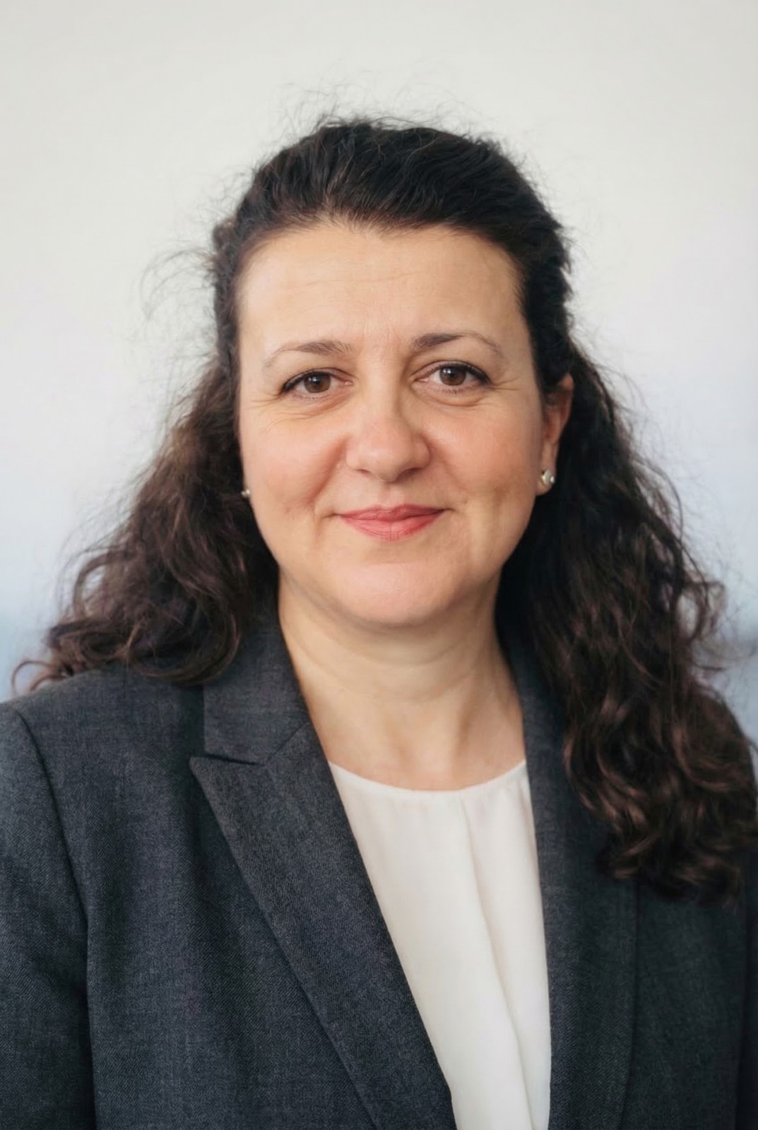 Зорница Велинова Стратиева