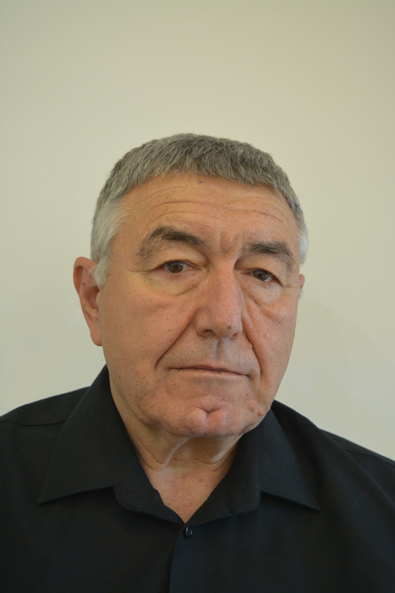 Любомир Иванов Стойков